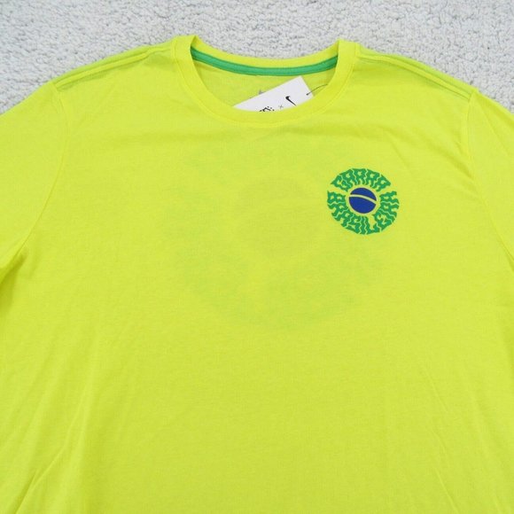 Nike Brazil Voice Graphic T-Shirt Mens Size Large Dynamic Yellow NEW - Picture 3 of 10